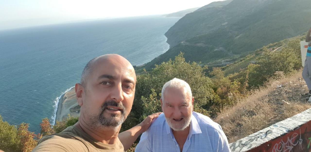 Akmonya Pansiyon Eriklice Eksteriør bilde